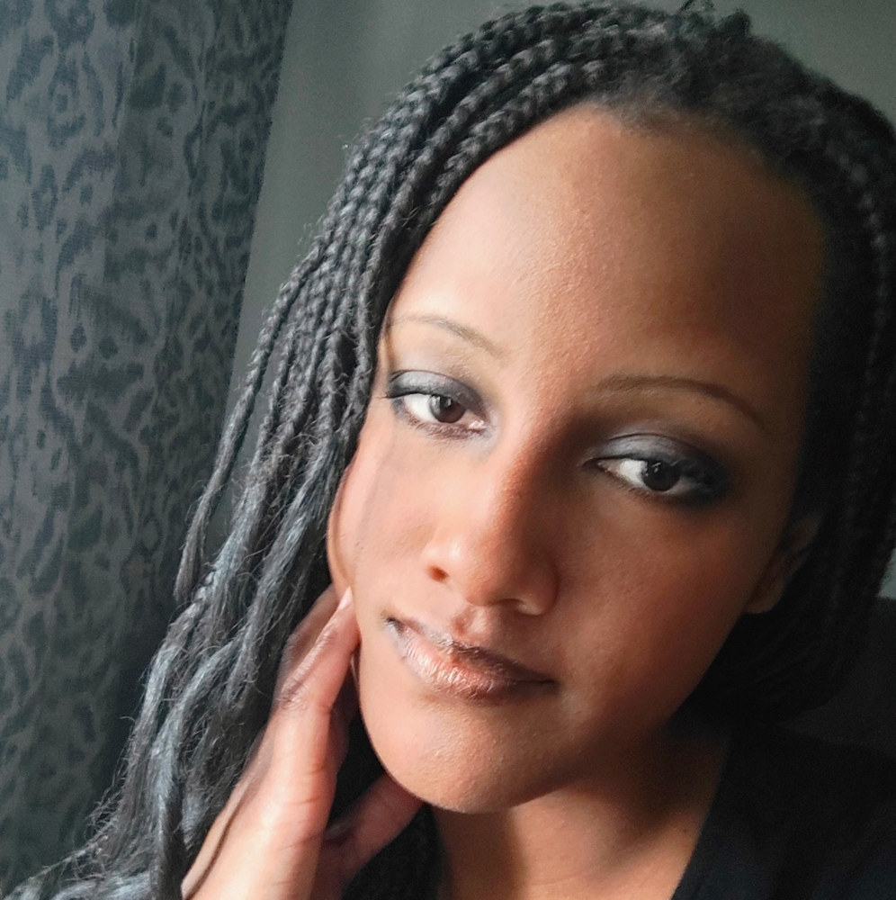 Meet your Posher, Eboni